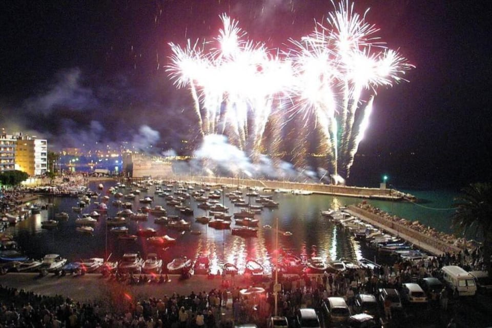 5 pers , 2 chambres Mourillon , Plages à pied , Parking , Ferry Corse Apartment in Toulon