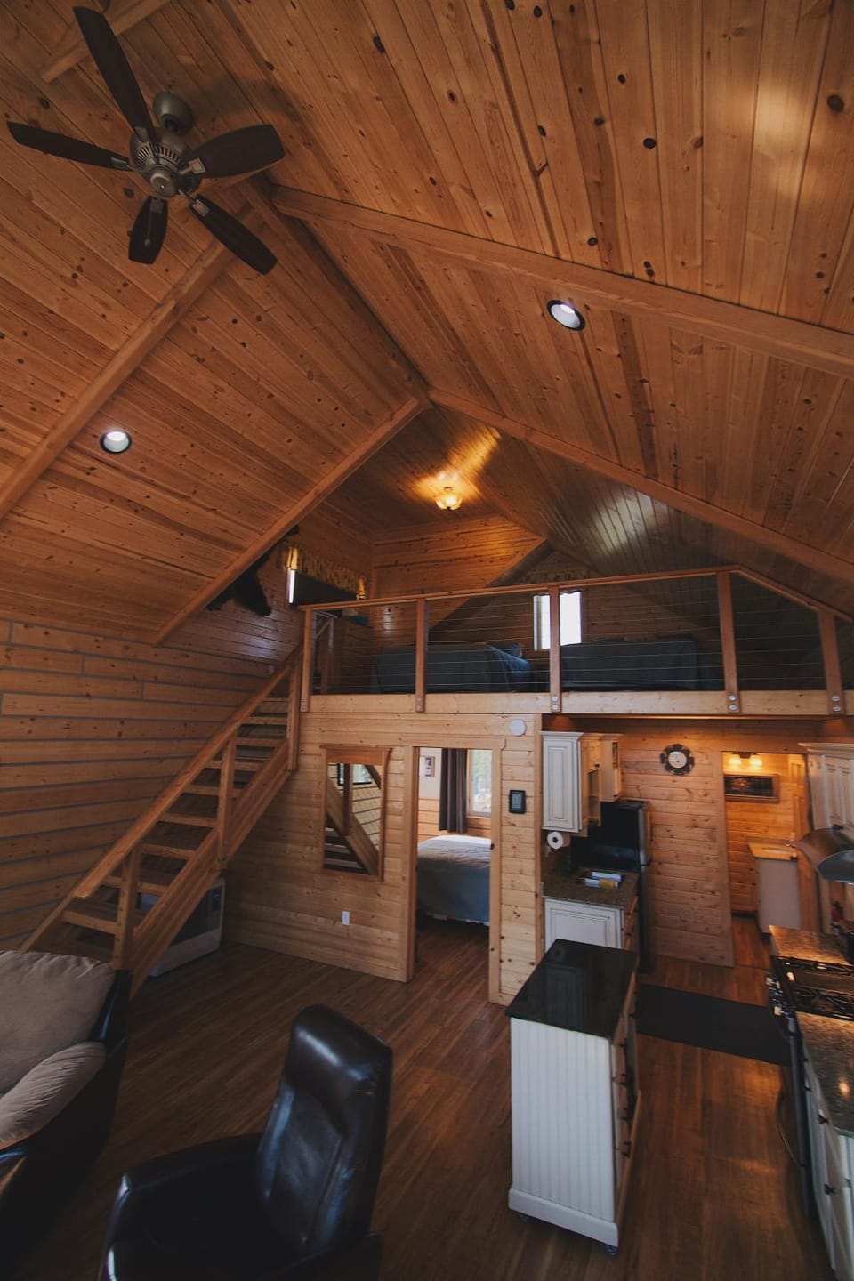 Hot Tub, Kitchen or kitchenette, Seating area