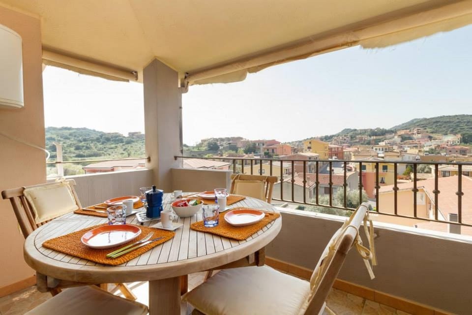 Balcony/Terrace, City view