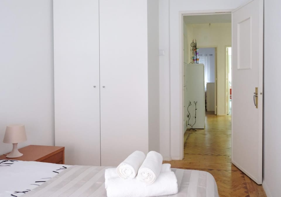 92 Campolide Apartment by Trip2Portugal Apartment in Lisbon
