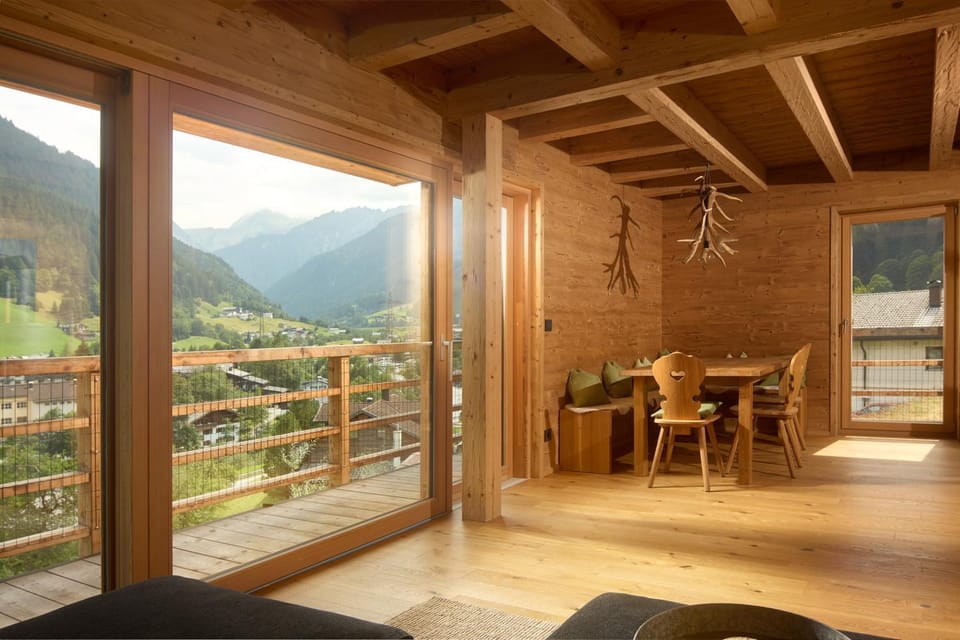 View (from property/room), Balcony/Terrace, Living room, Dining area, Mountain view