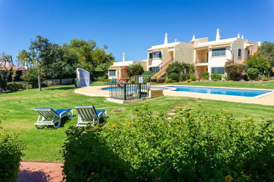 Patio, Facade/entrance, Garden, Balcony/Terrace, Swimming pool