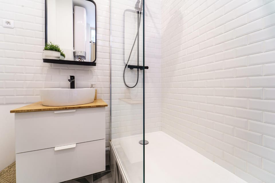 Shower, Bathroom