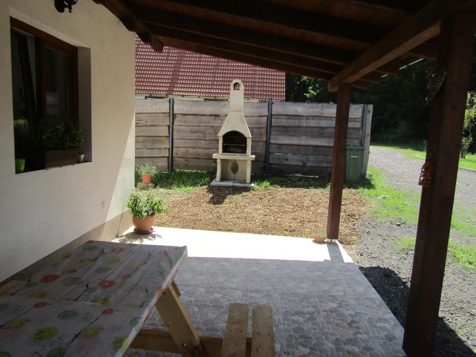 Rekreační dům v Brdech Pod Svatou Annou House in Czechia