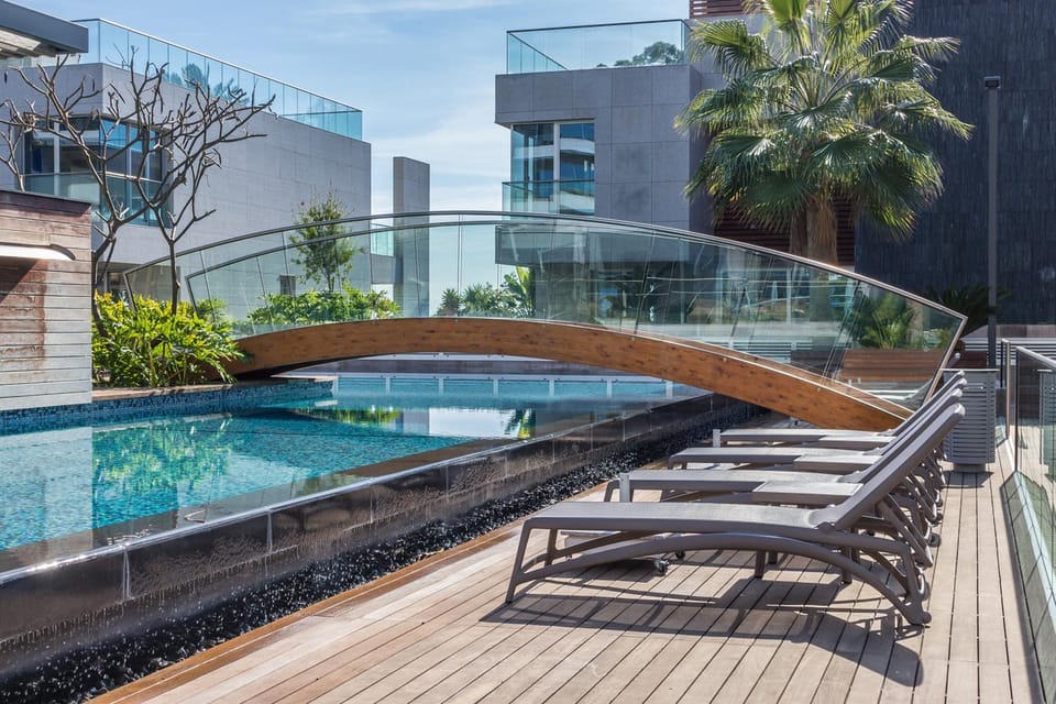 Property building, Swimming pool, Swimming pool