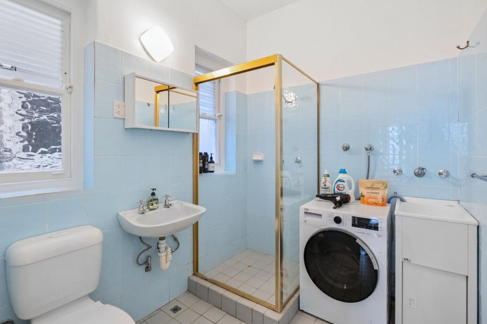 1 Bedroom Apartment With Incredible Location Apartment in Sydney