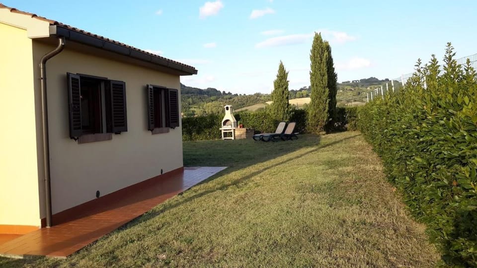 Cottage il Montaione House in Tuscany