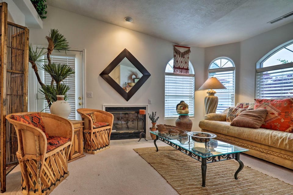 St. George Townhome w/ Patio - Near Natl Parks House in St George