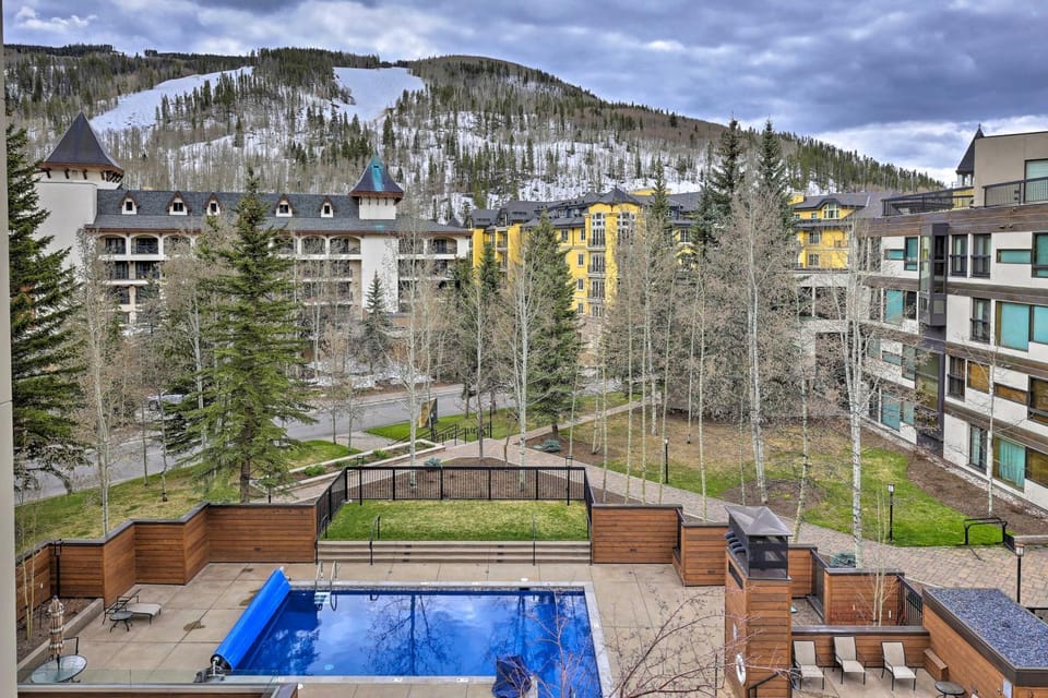 Spacious Vail Condo: Steps From Eagle Bahn Gondola House in Vail