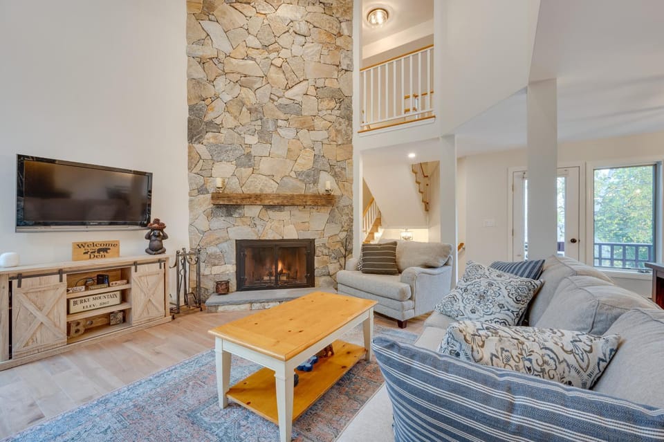 Ski-in Condo w/ Hot Tub on Burke Mtn Slopes! House in Burke