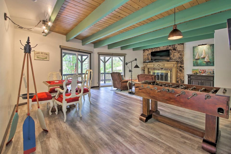 Bikes + Game Room: Lovely Lake Arrowhead Home! House in Lake Arrowhead