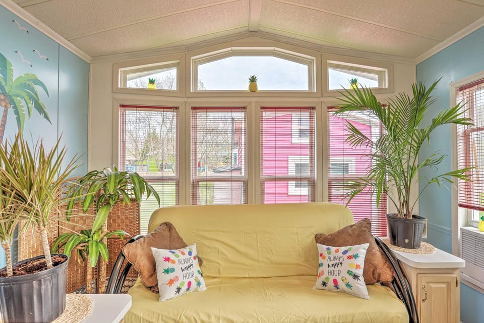 Middle Bass Resort Villa with Grill and Deck! Villa in Middle Bass