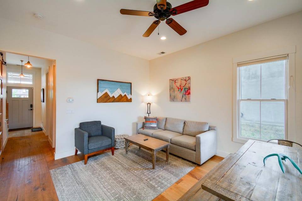 Buena Vista Home w/ Mtn Views, Walk to Main St House in Buena Vista