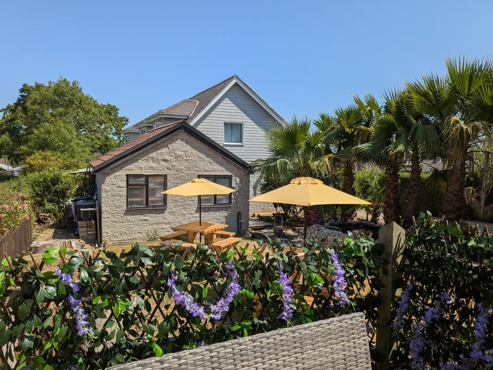 Property building, Garden