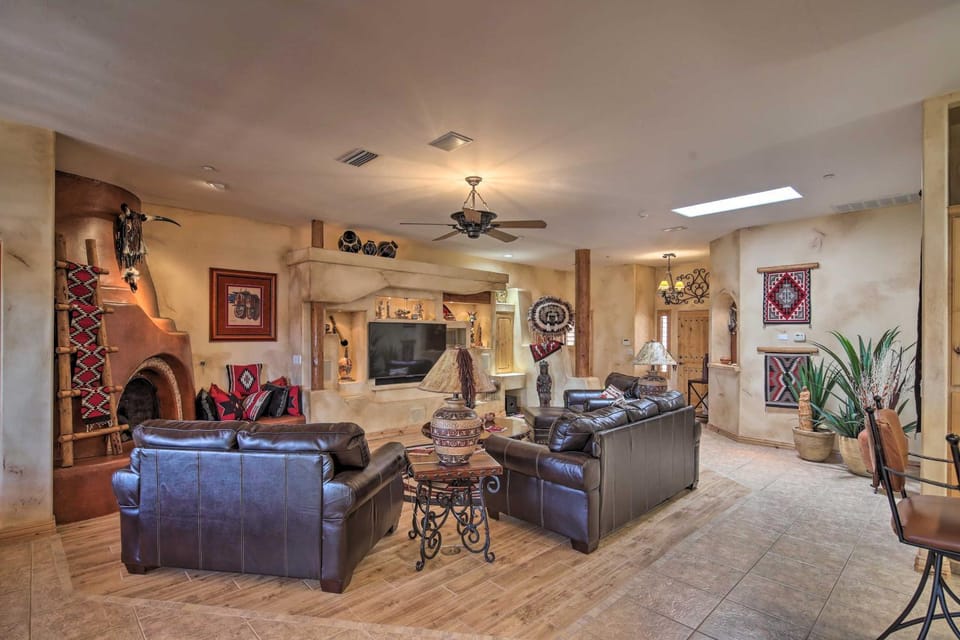 Patio, Grill & Yard: Pet-Friendly Lake Havasu Gem Apartment in Lake Havasu City