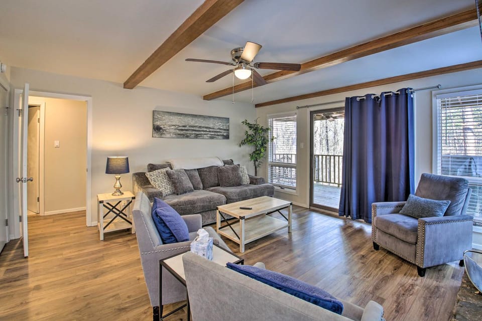 Mount Ida Condo - Walk to Lake Ouachita! House in Lake Ouachita