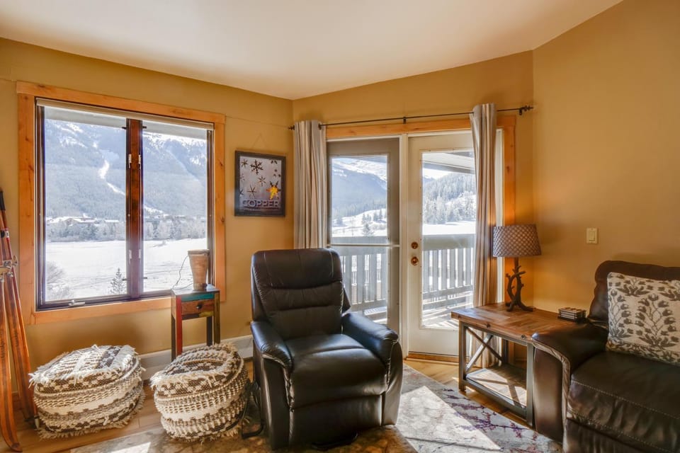 Walk to Copper Mountain Lifts: Mtn-View Condo House in Copper Mountain