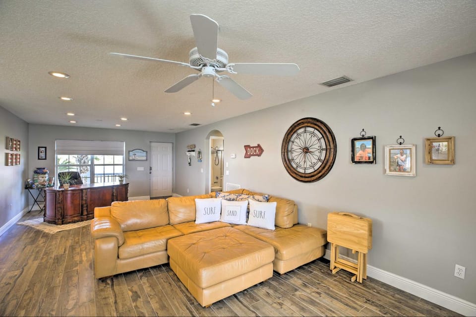 Waterfront Lake Placid Home w/ Dock & Fire Pit House in Lake Placid