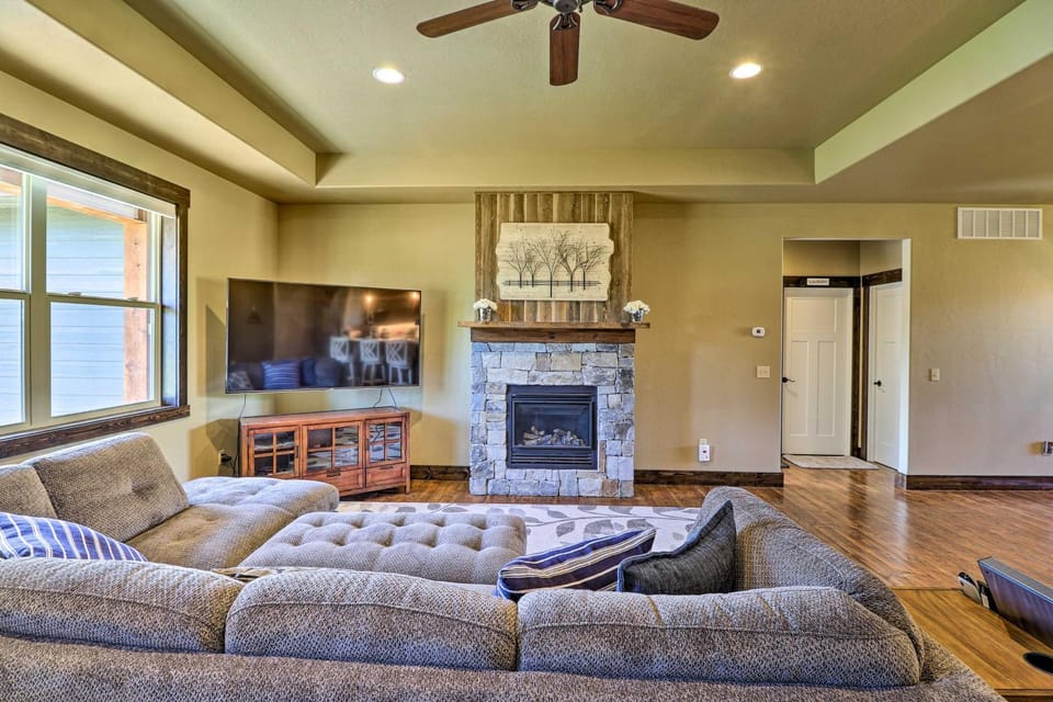Modern Kalispell Home - 28 Mi to Glacier NP! House in Idaho