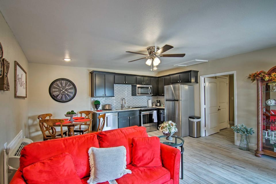 Walk to Texas Tech! Cozy Lubbock Gem w/ Patio House in Lubbock