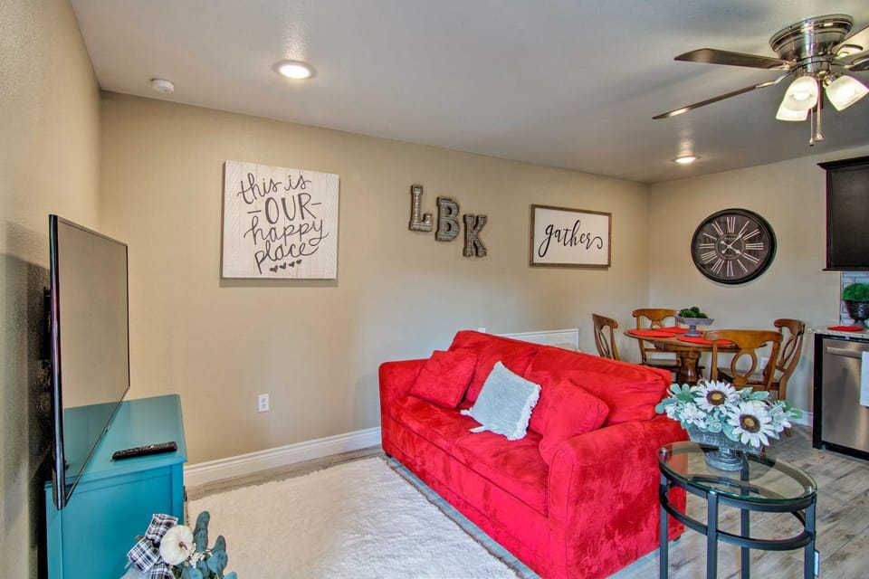 Walk to Texas Tech! Cozy Lubbock Gem w/ Patio House in Lubbock