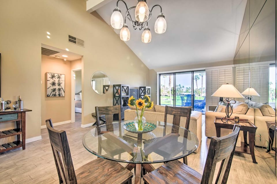 6 Mi to El Paseo: Gem w/ Pool Access! House in Palm Desert