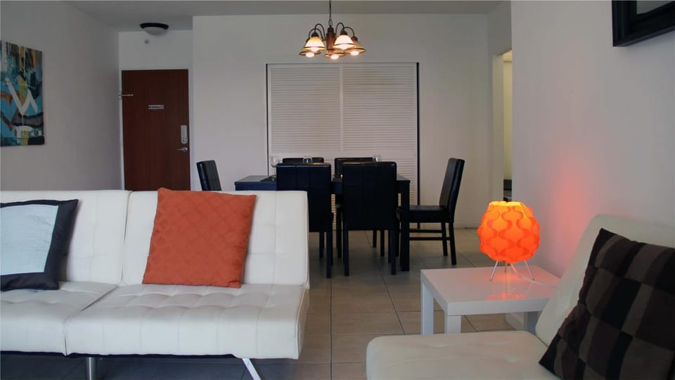 THE TIDES on MIAMI HOLLYWOOD Apartment in Hollywood Beach