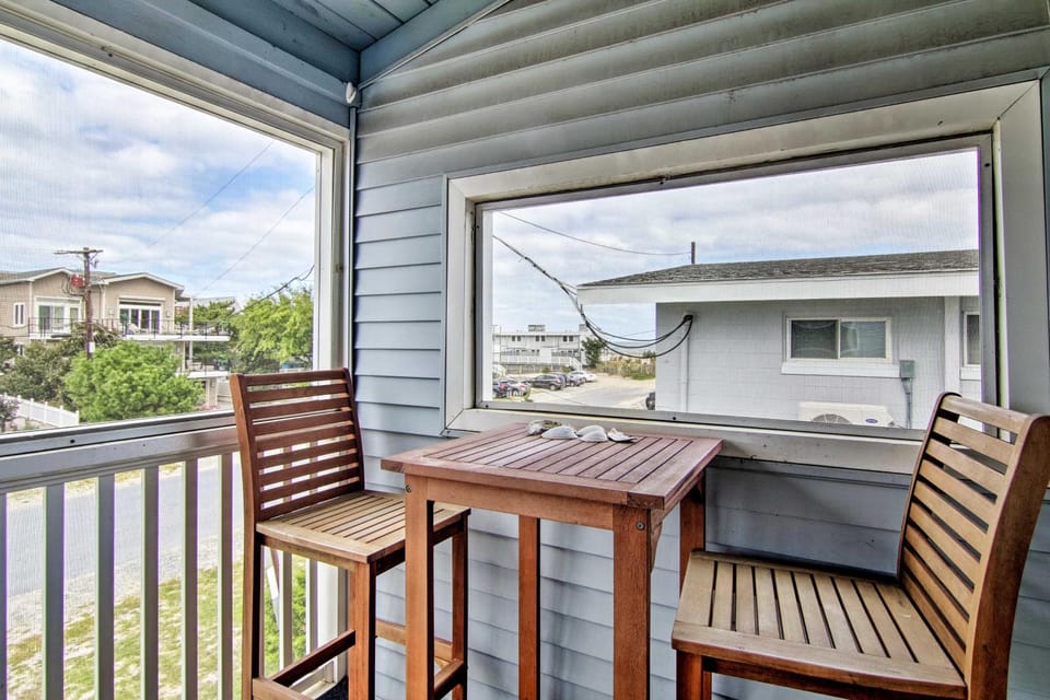 Walk to Dewey Beach: Bright Condo w/ Balcony! House in Dewey Beach