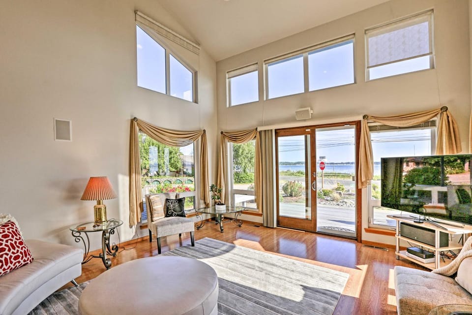 Birch Bay Waterfront Home - Steps to Beach! House in Birch Bay