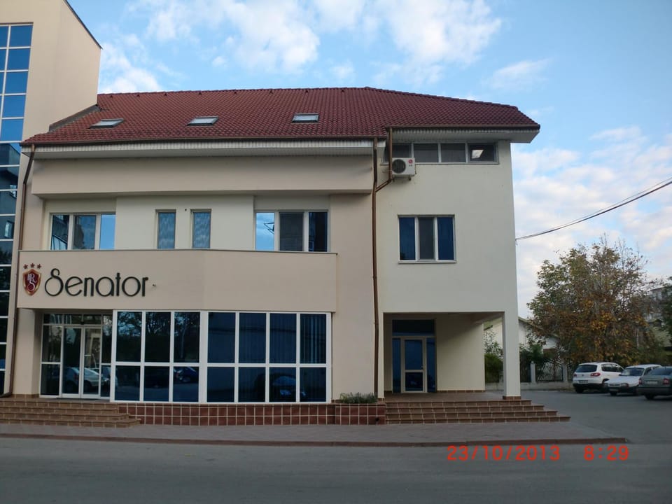 Facade/entrance, Facade/entrance
