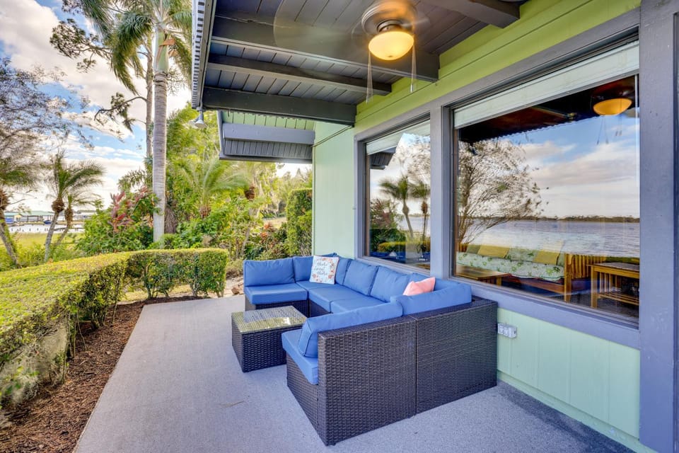 Lakefront Home w/ Game Room, Kayaks, & Fire Pit House in Lake Placid