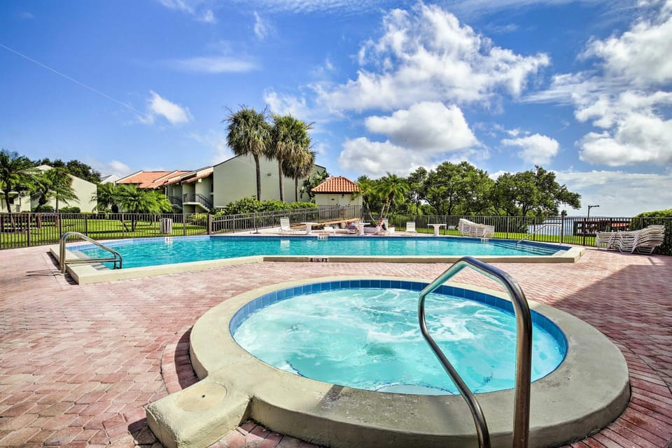 Balcony & Pool: Gulfview Tierra Verde Escape! House in Tierra Verde