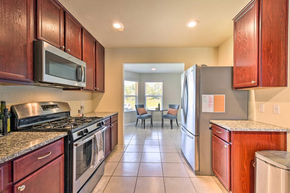 Spacious Conroe Home - 6 Mi to The Woodlands! House in Conroe