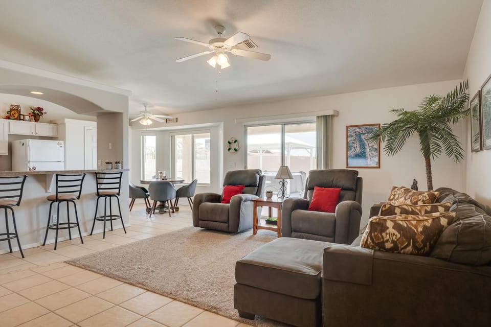 2 Mi to Lake & Dtwn: Lake Havasu City Home! House in Lake Havasu City