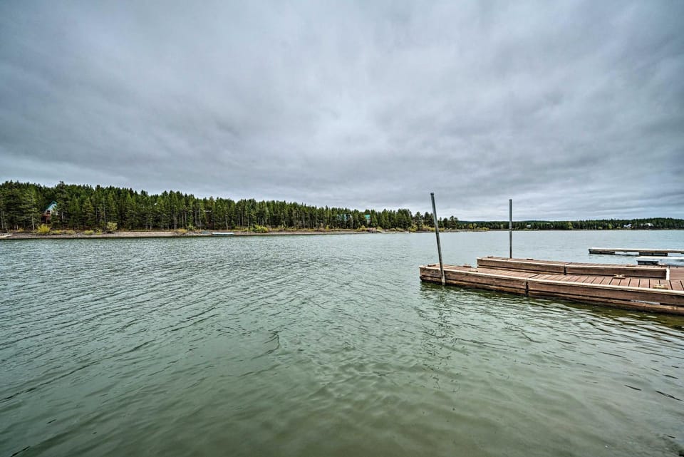 2 Cozy Island Park Cabins w/ Near the Lake! Cabin in Idaho