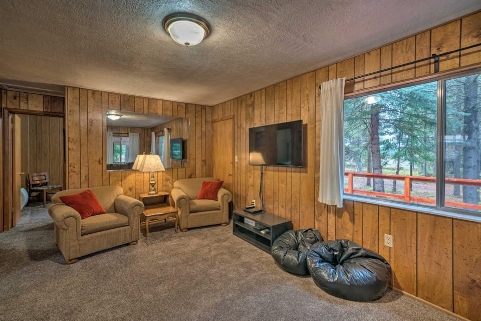 2 Cozy Island Park Cabins w/ Near the Lake! Cabin in Idaho