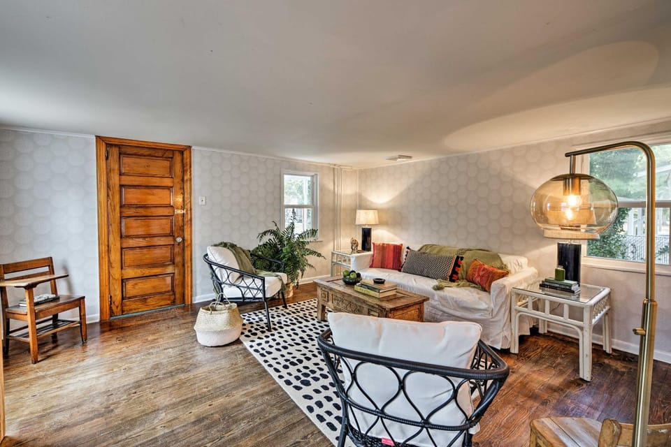 'Poplar Cottage' Minutes to Stone Harbor Beaches! House in Middle Township
