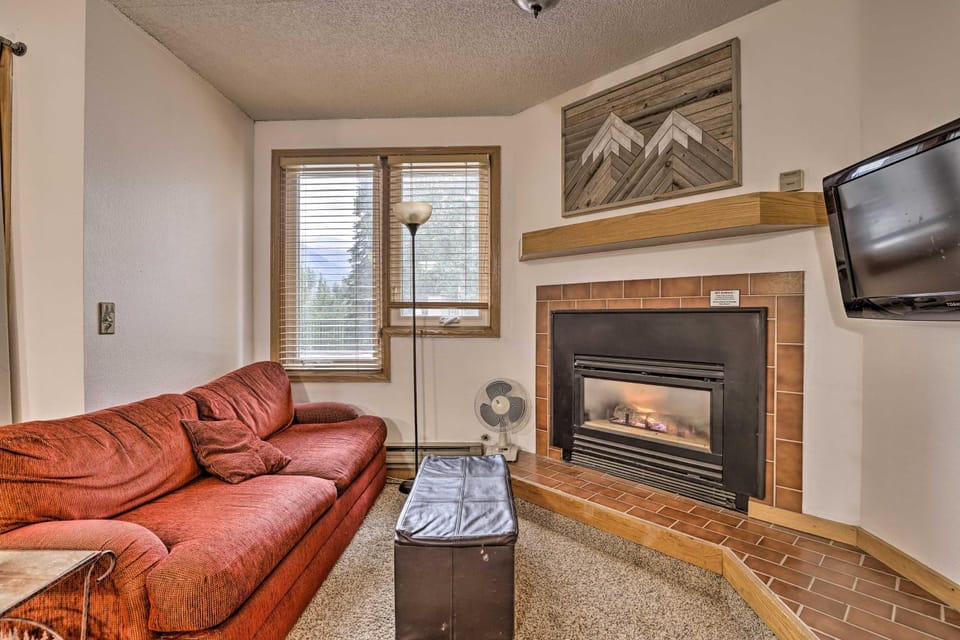 Iron Horse Studio w/ Resort Amenities; Walk to WP! Apartment in Winter Park