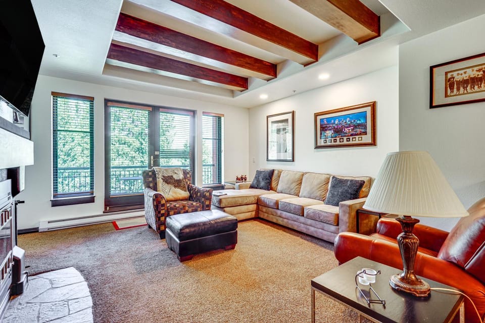 Ski-In/Ski-Out Solitude Condo w/ Rooftop Hot Tub! House in Wasatch County