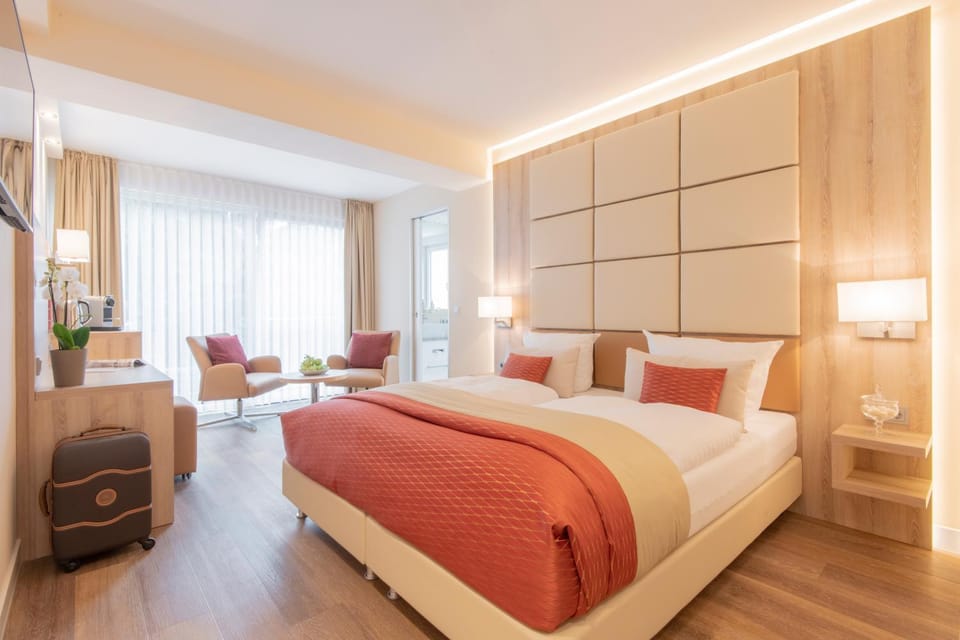 Bed, Photo of the whole room