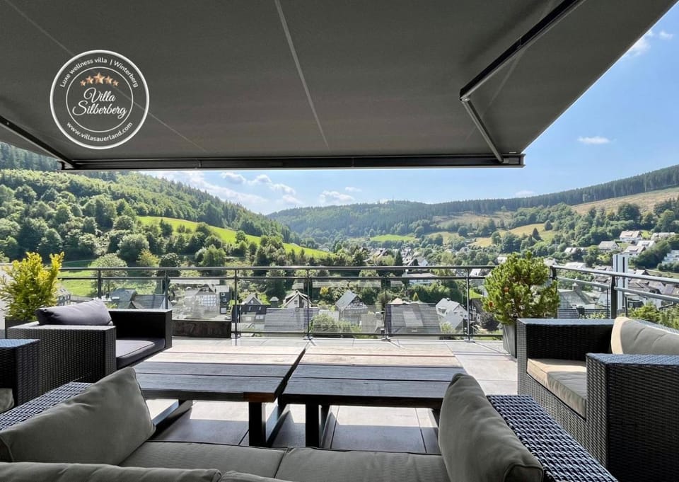 Day, Natural landscape, View (from property/room), Balcony/Terrace, Mountain view