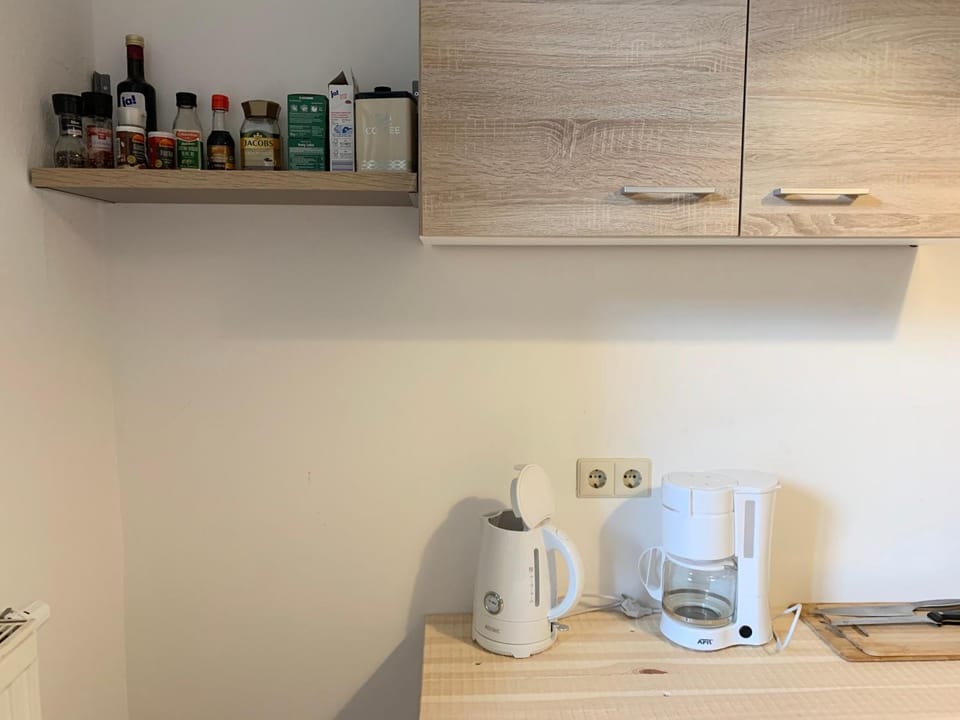 Coffee/tea facilities, Kitchen or kitchenette