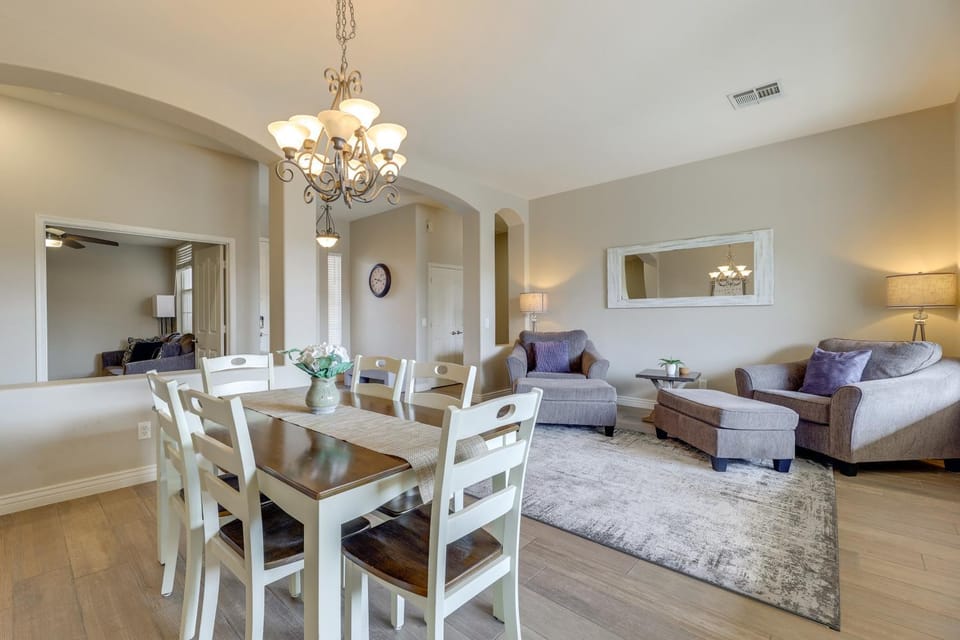 4 Mi to Riparian Preserve: Mesa Abode w/ Hot Tub House in Mesa