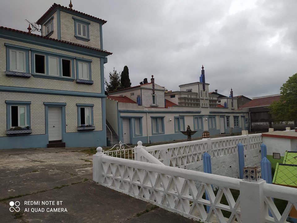 casa indiana en A Guarda con piscina House in Viana do Castelo District, Portugal
