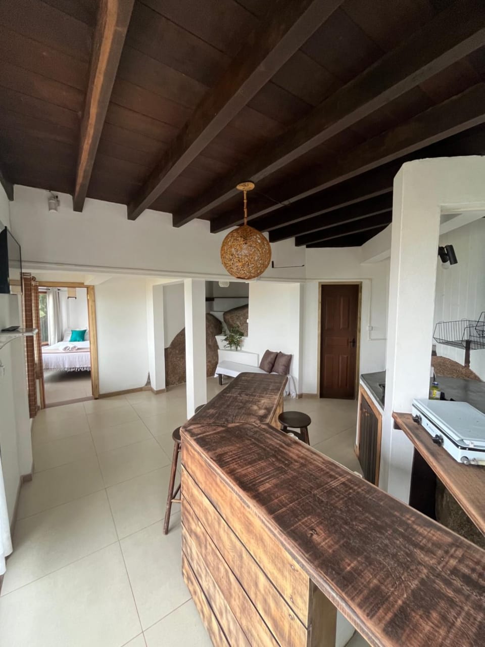 Bed, Kitchen or kitchenette, Photo of the whole room, Dining area, Bedroom