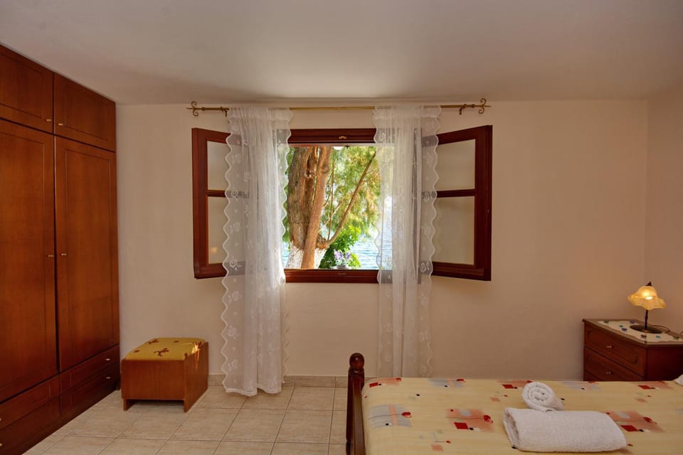 Bedroom, Sea view