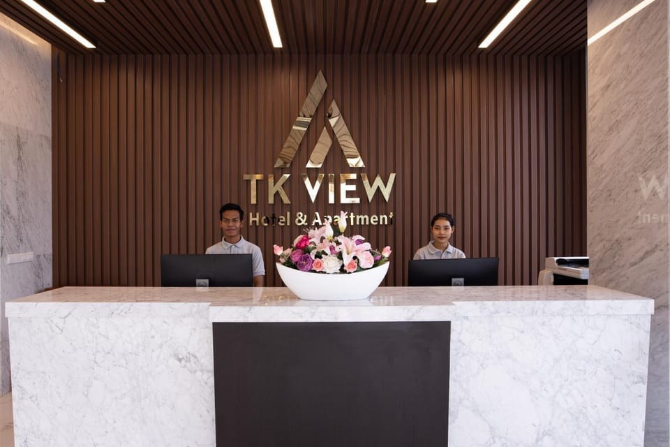 Staff, Property logo or sign, Lobby or reception