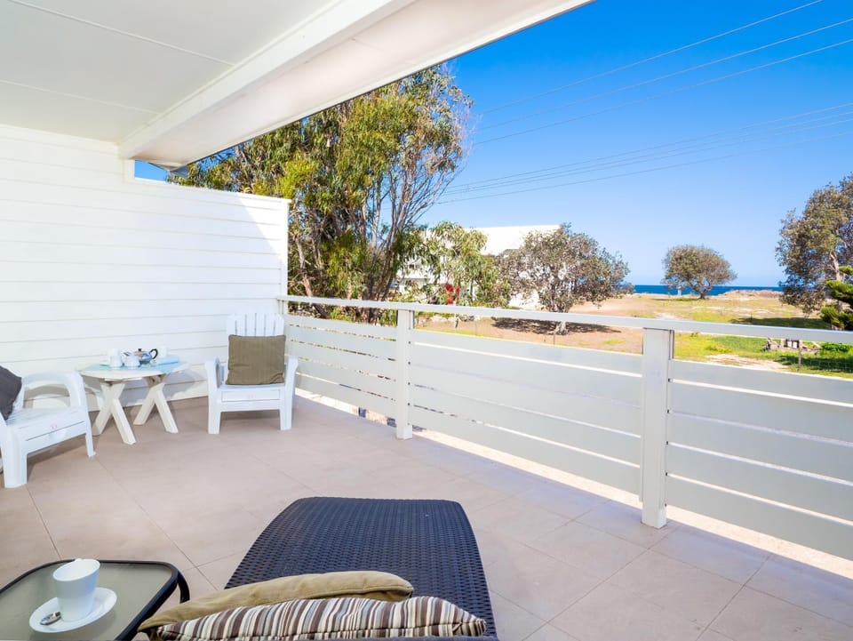 Balcony/Terrace, Seating area, Sea view