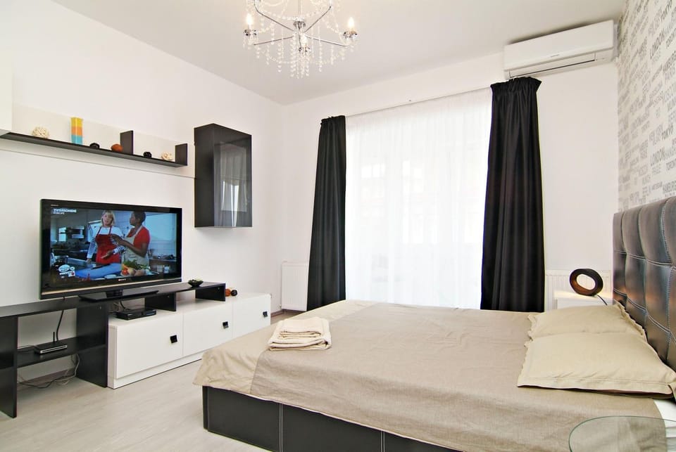 Bed, TV and multimedia