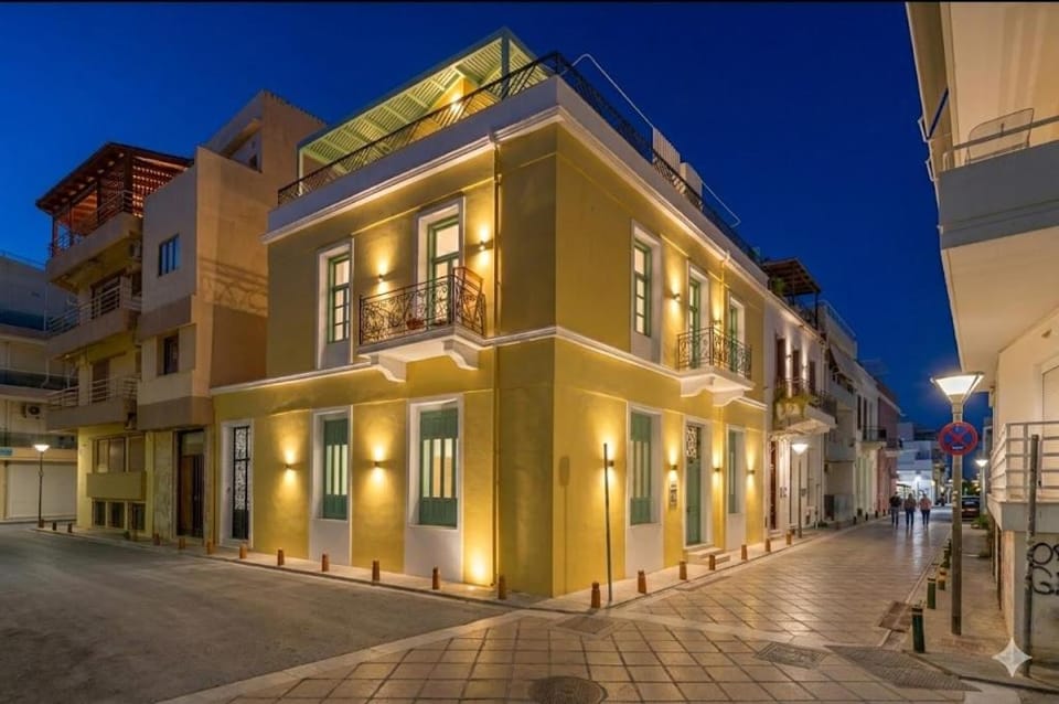 Property building, Night, Neighbourhood, City view, Street view, Location